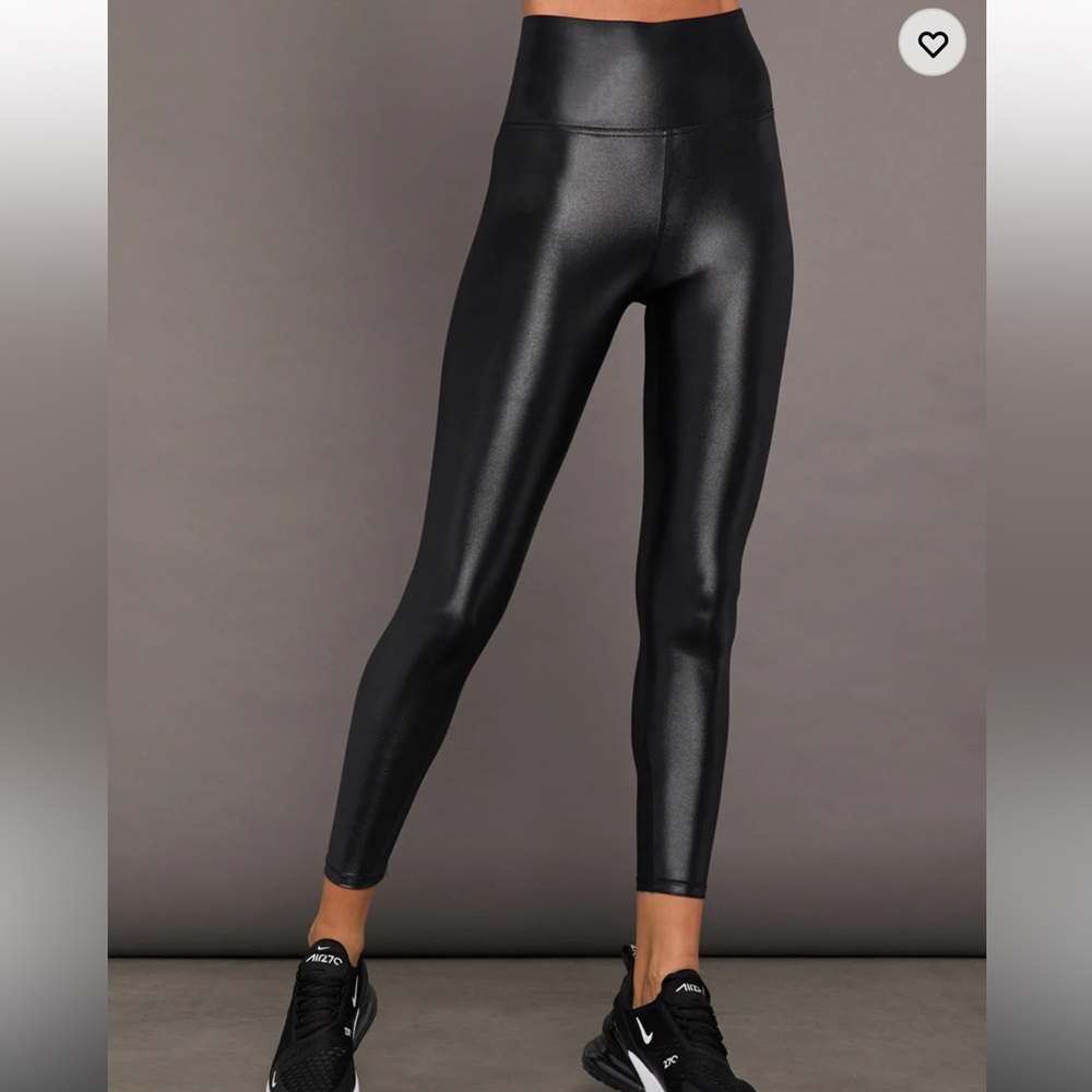 Carbon38 High Rise 7/8 Legging in Takara Shine Sz S - NWT